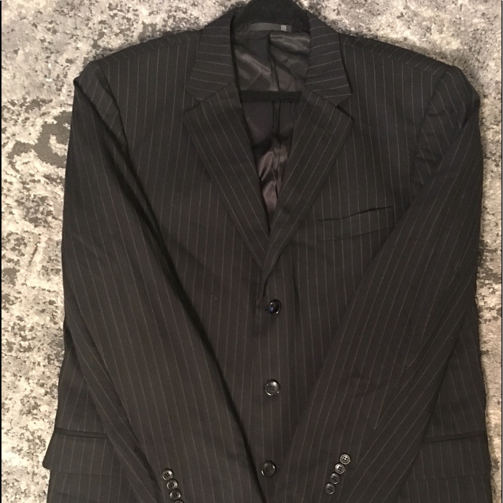 Emanuel Ungaro men’s suit Jacket 🧥!